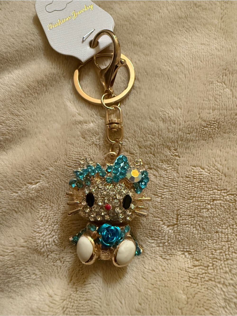 Fashion Jewelry Gold-tone Cat Keychain with Teal Accent
